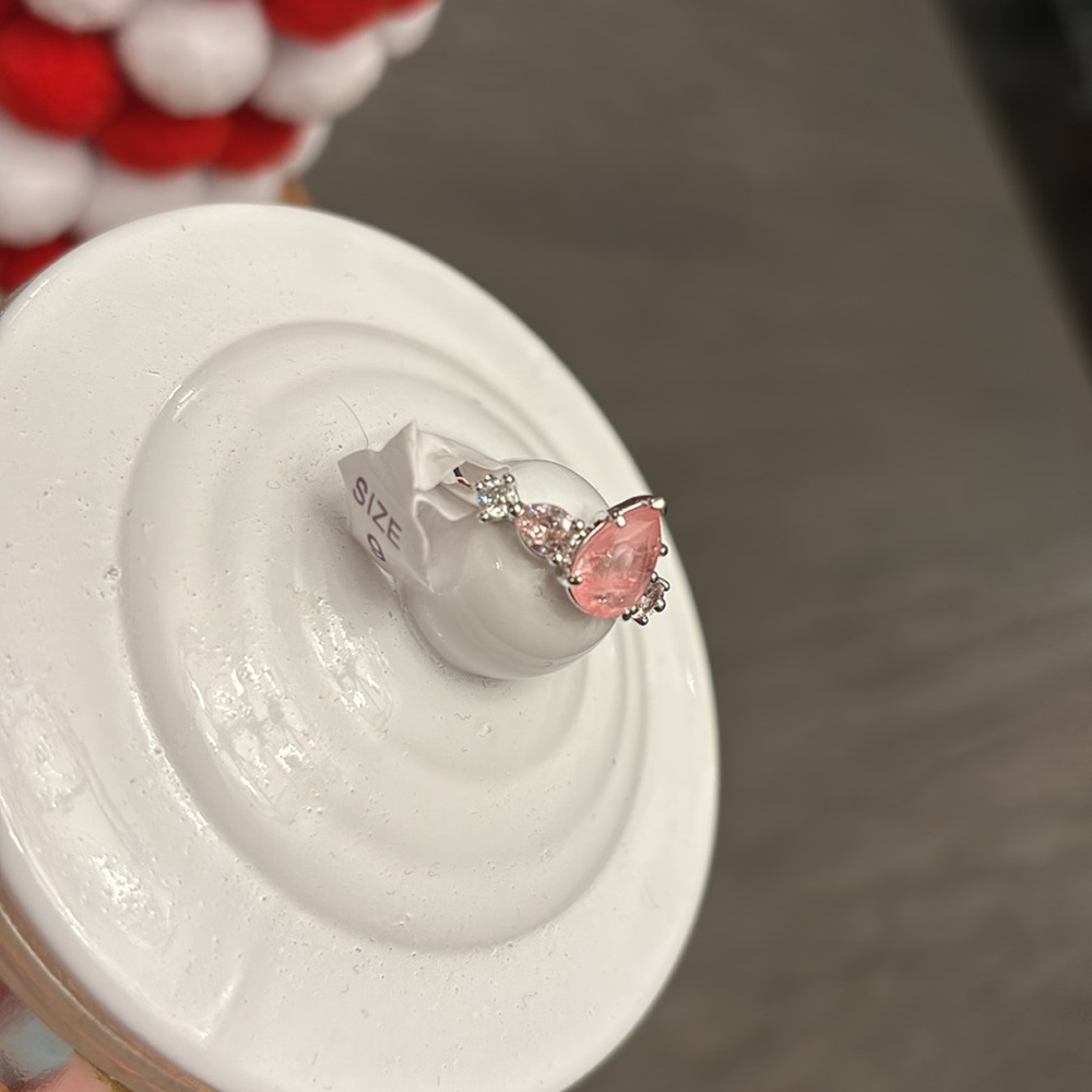 BP Rose Quartz Ring NWT 💗